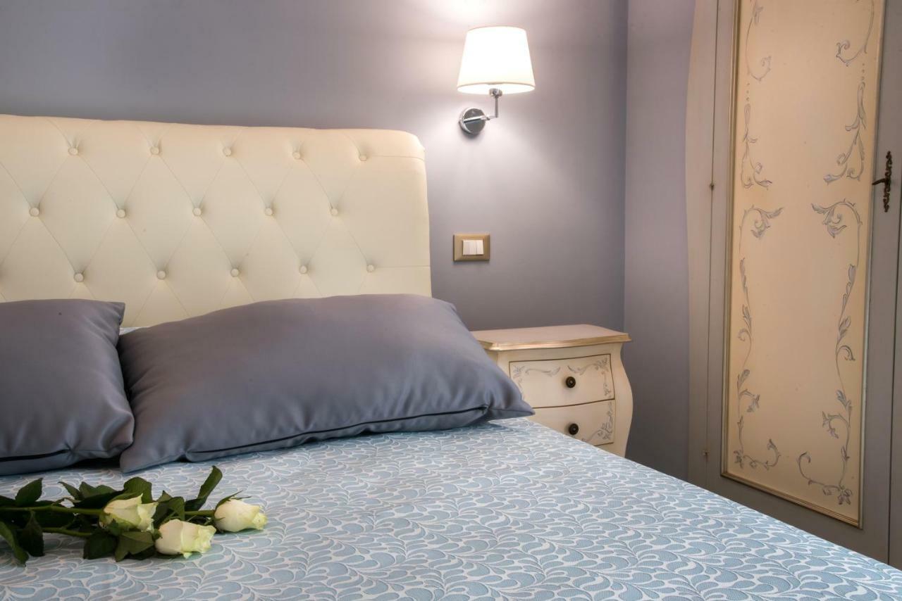 Palazzo Bove Bed and Breakfast Galatone Exterior foto