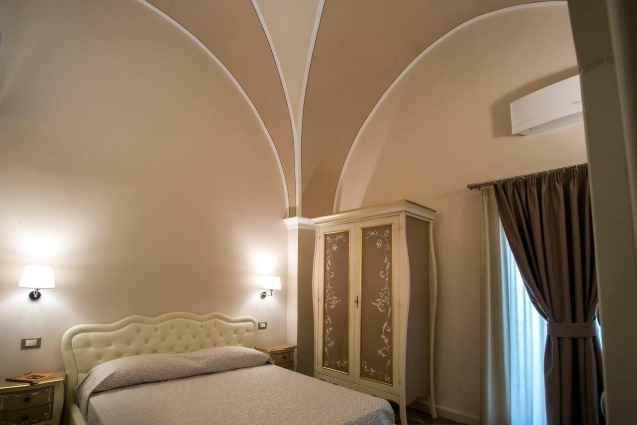 Palazzo Bove Bed and Breakfast Galatone Exterior foto