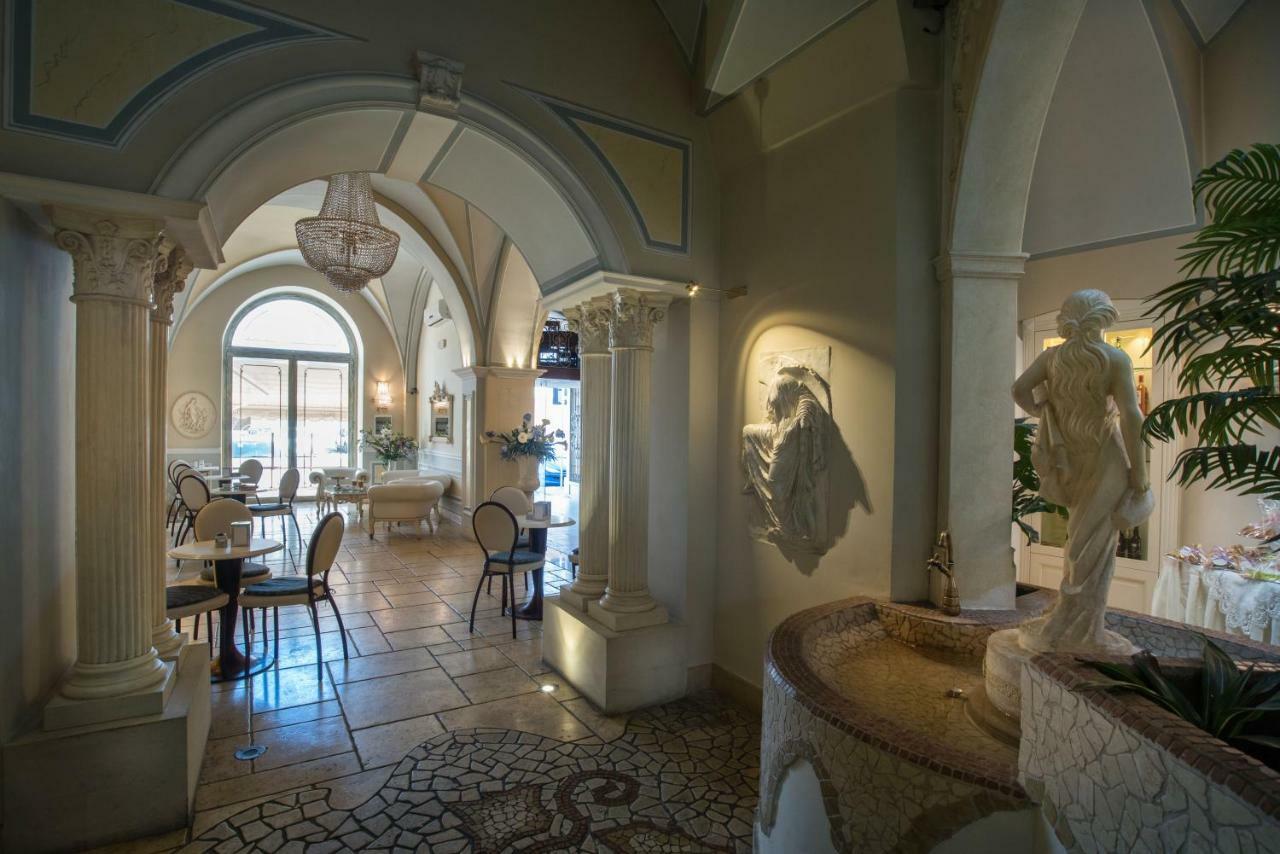 Palazzo Bove Bed and Breakfast Galatone Exterior foto